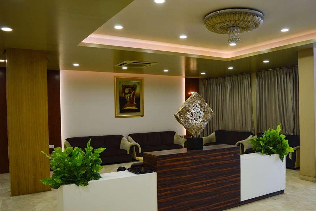 Comfort Inn Prince Bhuj Interior photo