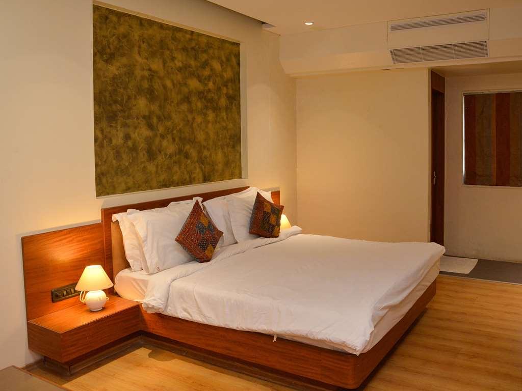 Comfort Inn Prince Bhuj Room photo